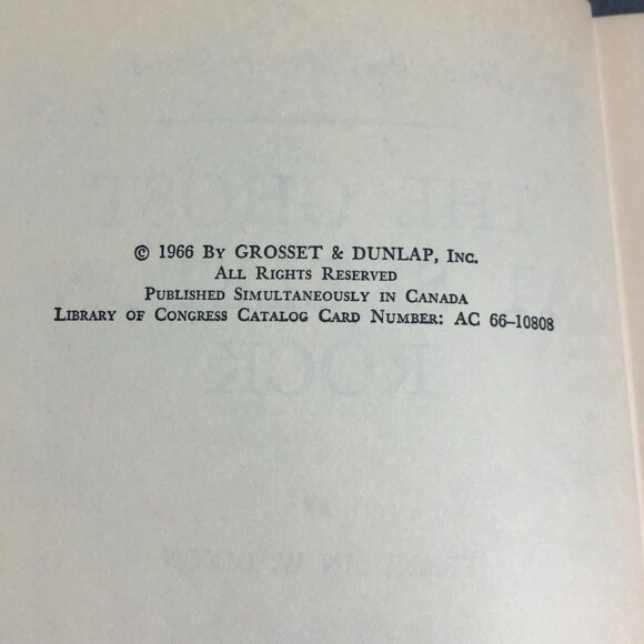 The Ghost at Skeleton Rock (1966): Vintage Hardy Boys Book Blue-Back #37 - Picture 10 of 10